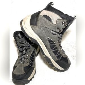 Mens BEARPAW Ridgewood Grey/Black Leather Hiking Boots Size 8.5 W U12U020A-5W